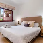 Apartment 4-bedroom - Alicate *